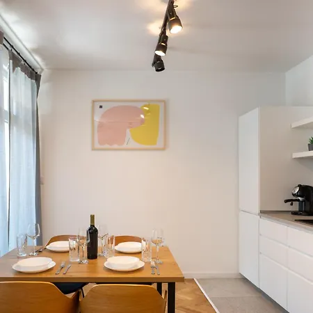 Modern And Design In Center *