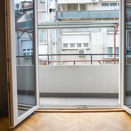 Modern And Design In Center Διαμέρισμα *