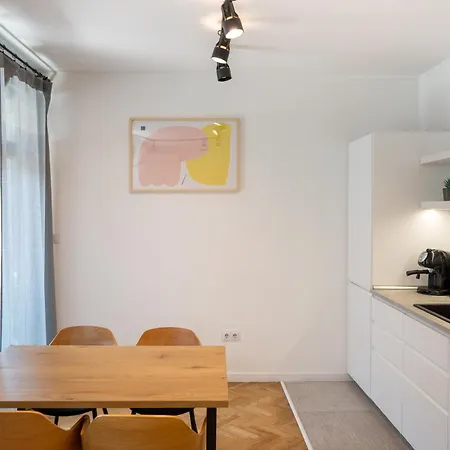 Modern And Design In Center Σόφια