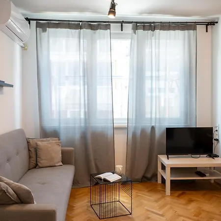 Modern And Design In Center Διαμέρισμα Σόφια